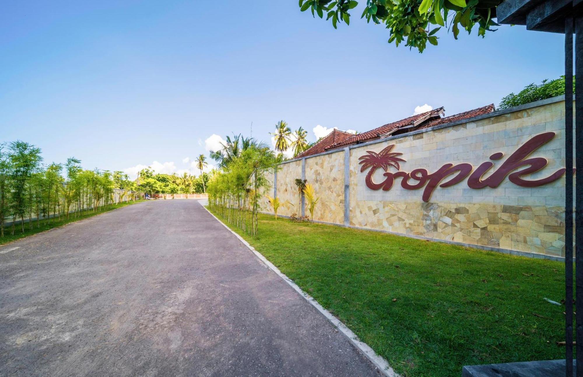 Tropik Resort Lombok Селонг Беланак Екстериор снимка