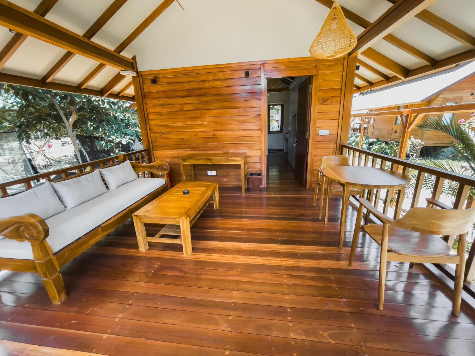 Tropik Resort Lombok Селонг Беланак Екстериор снимка
