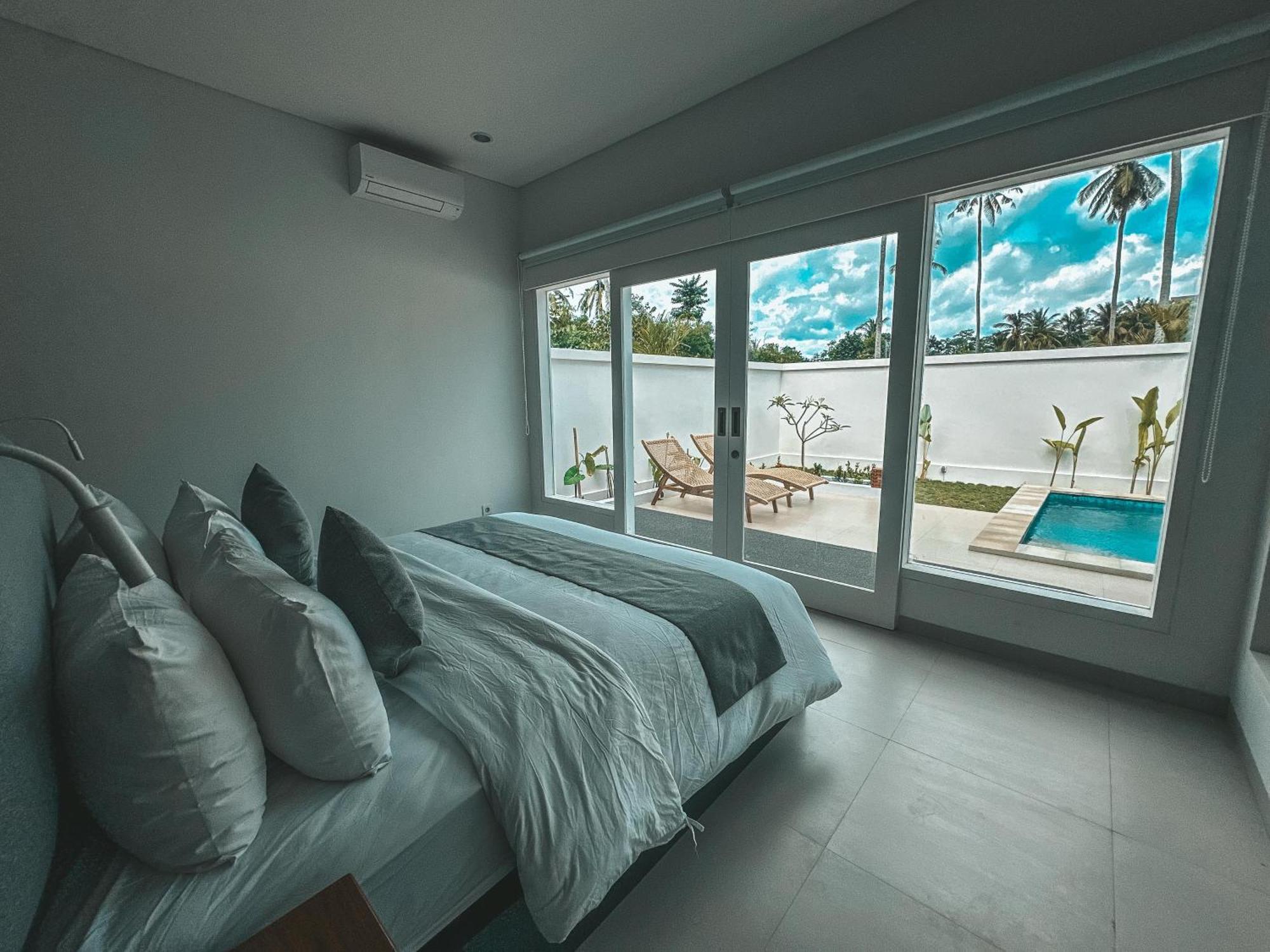 Tropik Resort Lombok Селонг Беланак Стая снимка