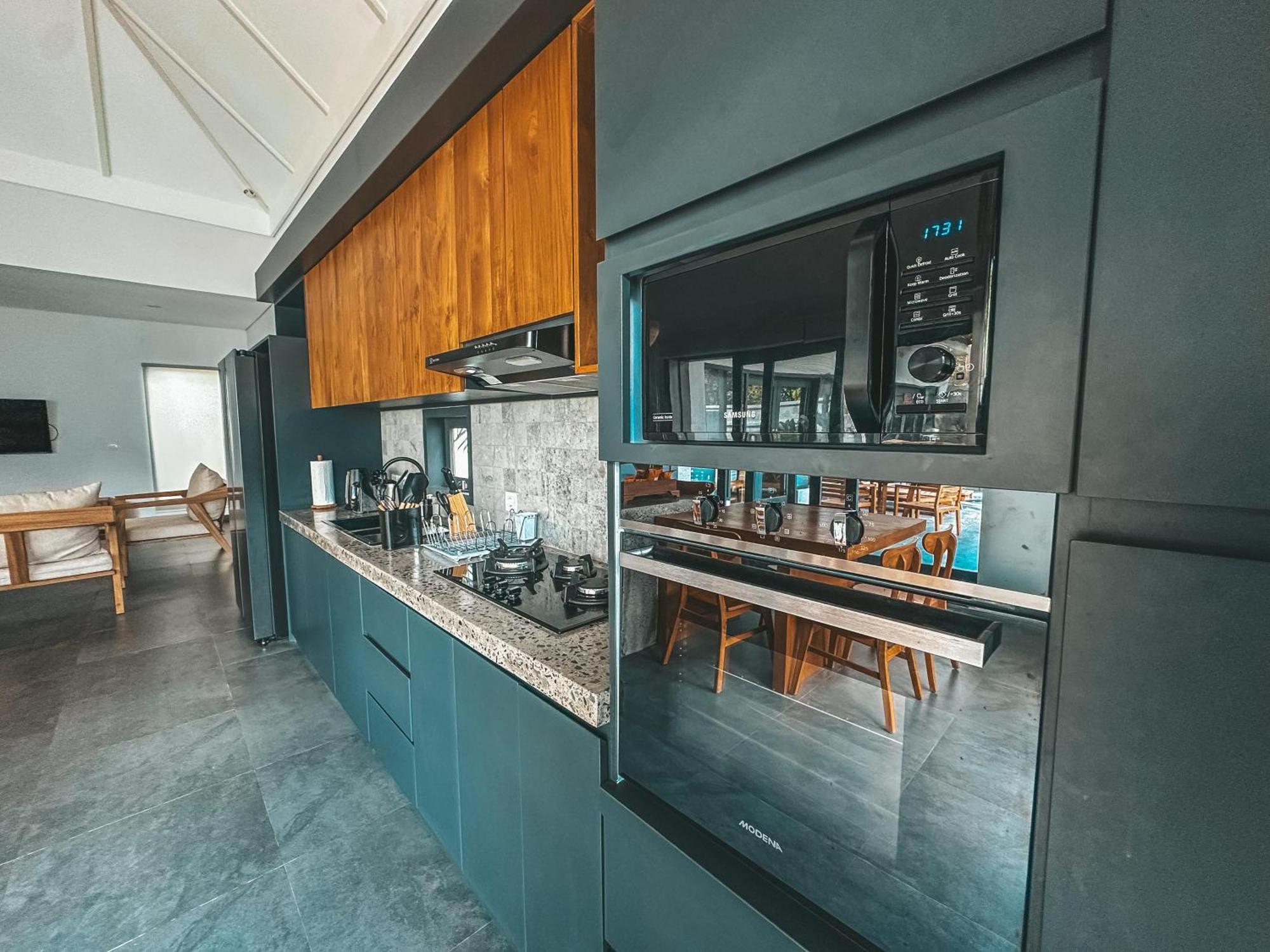 Tropik Resort Lombok Селонг Беланак Стая снимка