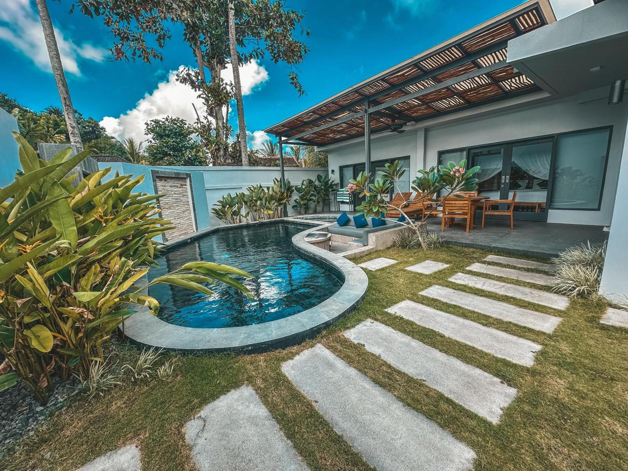 Tropik Resort Lombok Селонг Беланак Екстериор снимка